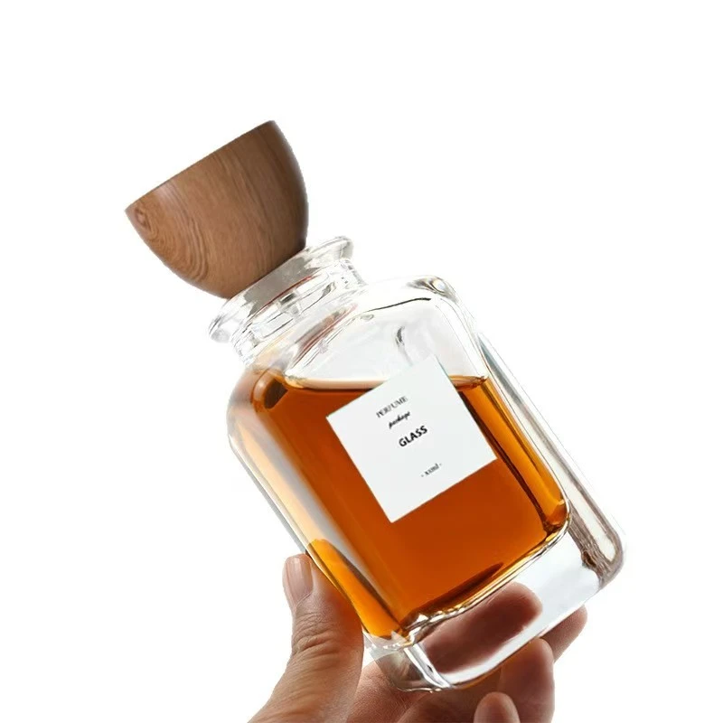 按压香水瓶 Cube perfume bottle (1)