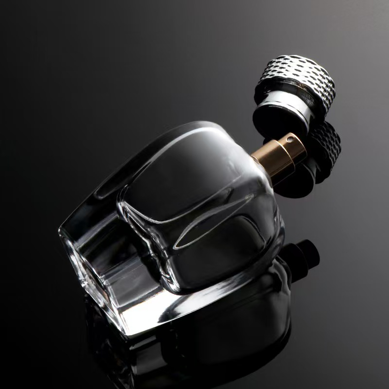 电镀盖透明喷雾瓶 Perfume bottle with electroplated cap (1)