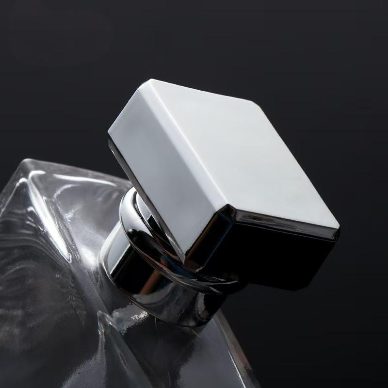 方款香水瓶 rectangular carved perfume bottle (3)