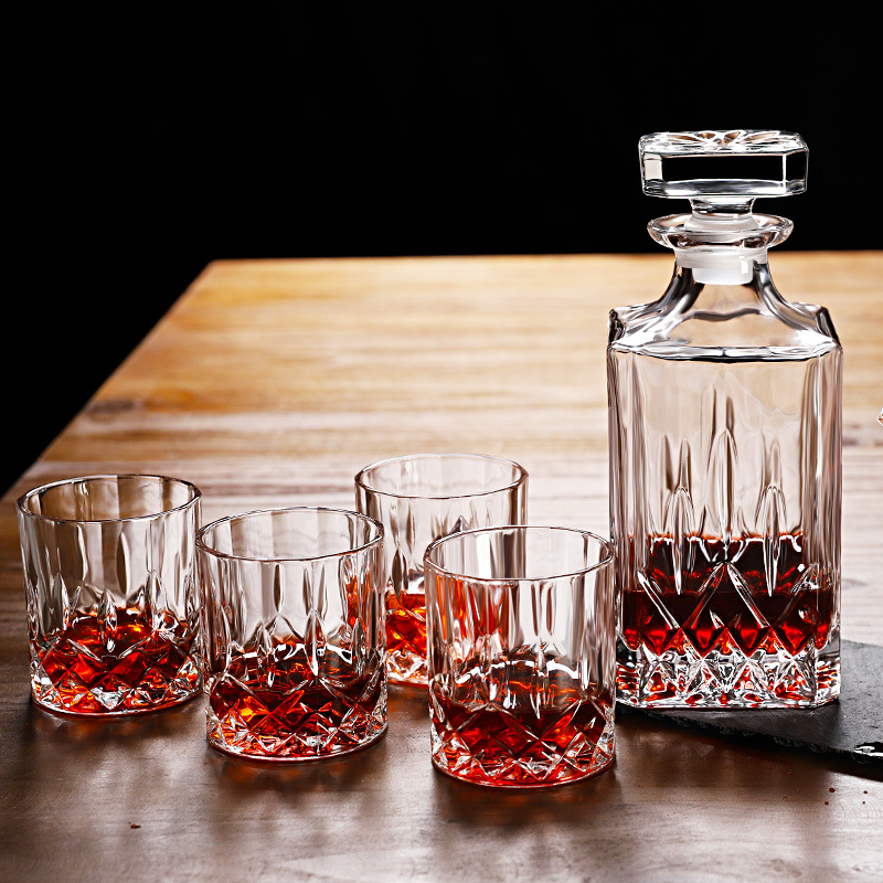 方钻酒瓶 Square diamond wine bottle (2)