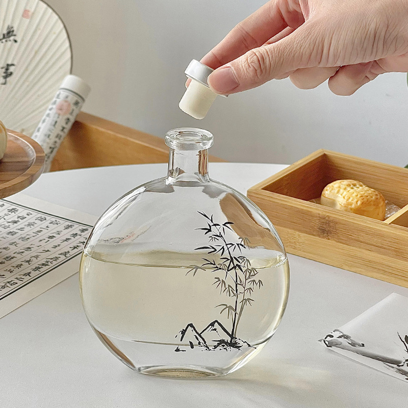 果酒玻璃空瓶 Oblate wine bottle (8)