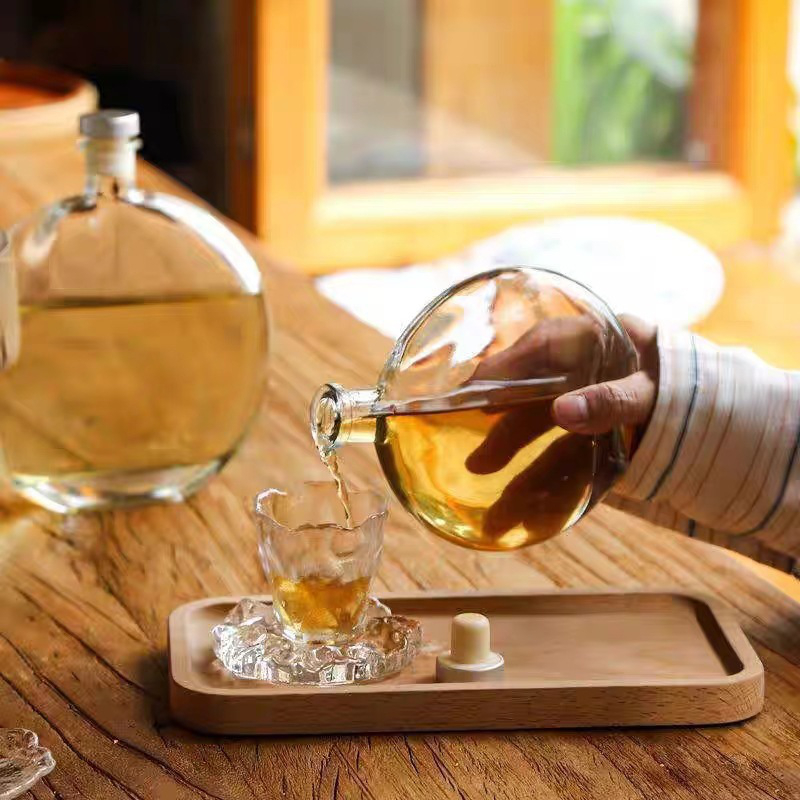 果酒玻璃空瓶 Oblate wine bottle (12)