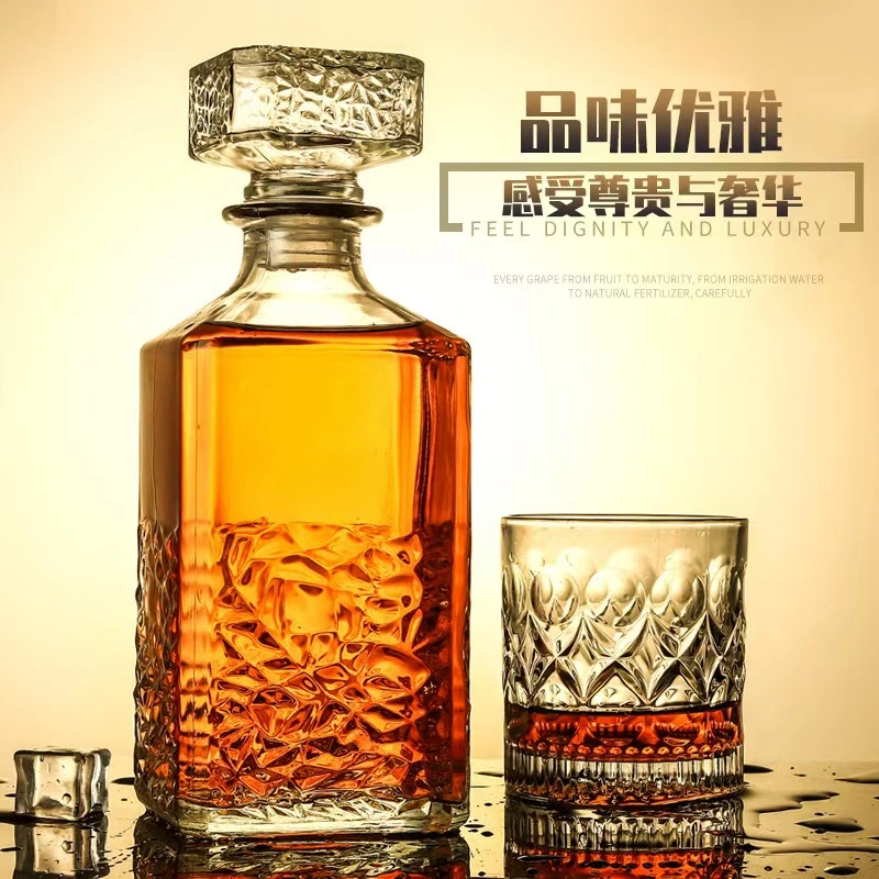 方钻酒瓶1 Square Crystal Wine Bottle (3)